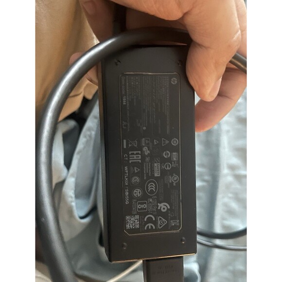 HP 17-BY0035cl 17.3” Parts Only - Picture 8 of 9